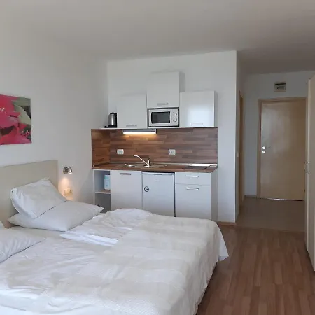 Romance Hotel 3*